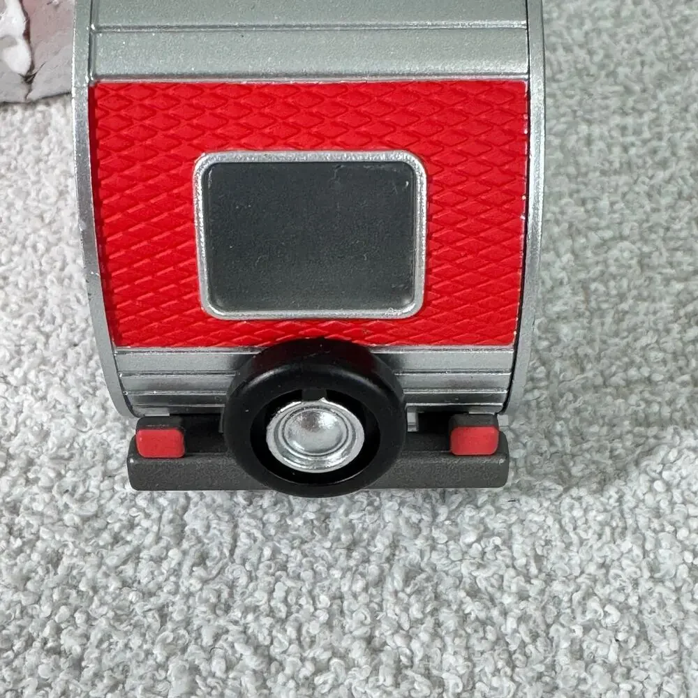 2012 Happy Campers, Magic 2012‎ Hallmark Christmas Ornament -QXG4324 No Box